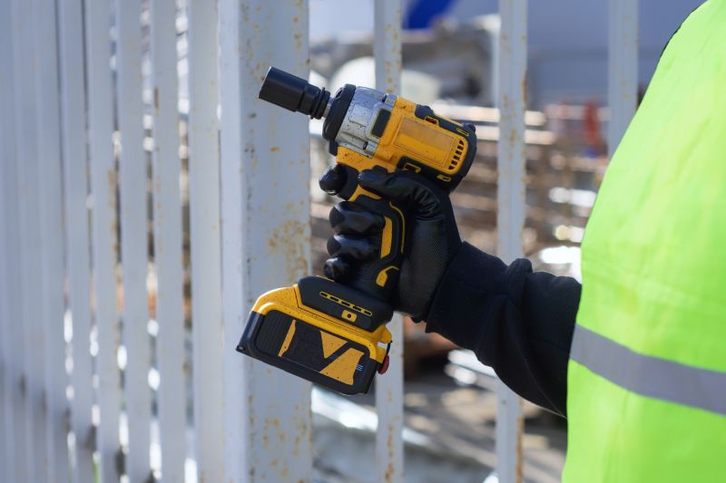 Fence Maintenance Tools